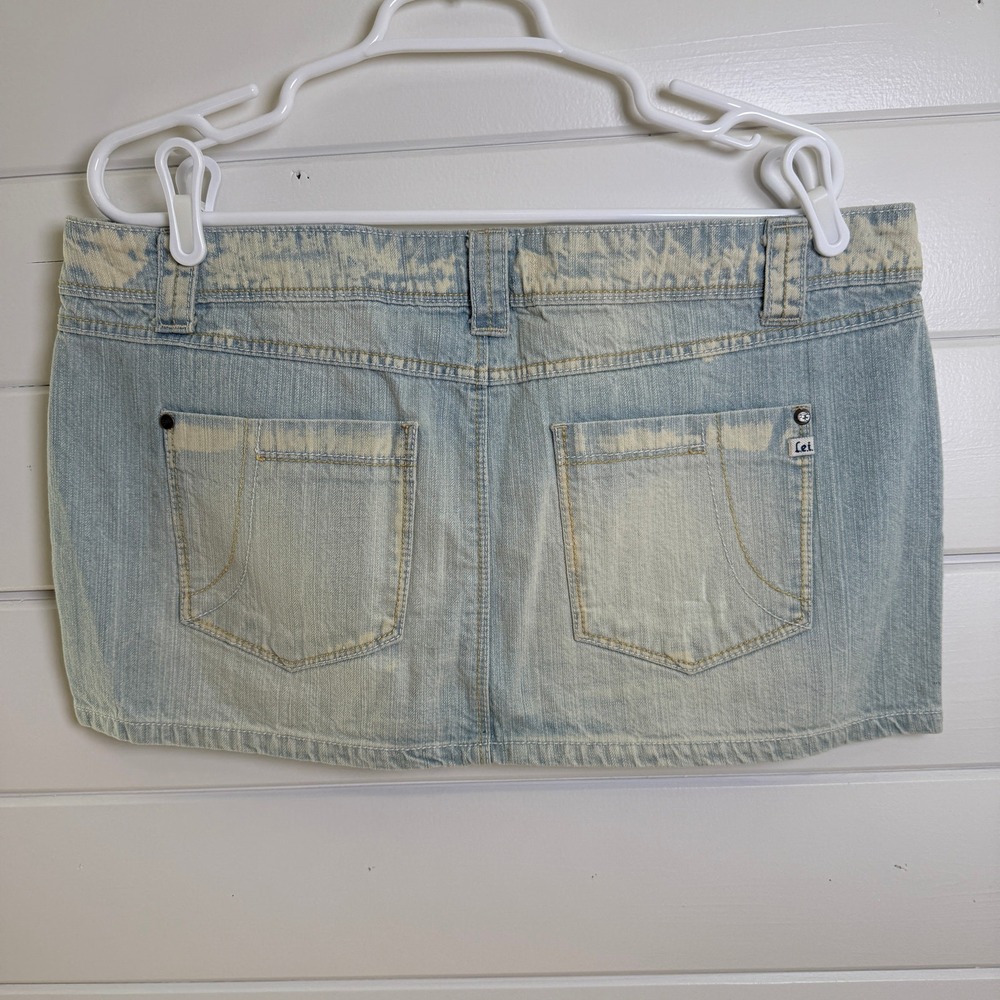 Y2K LEI Ashley Trouble Micro Mini Jean Skirt Junior 15 Blue Denim‎ Acid Wash - Picture 3 of 10